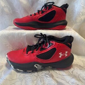 Size 4Y GS) - Under Armour Lockdown 6 Low Red Black
